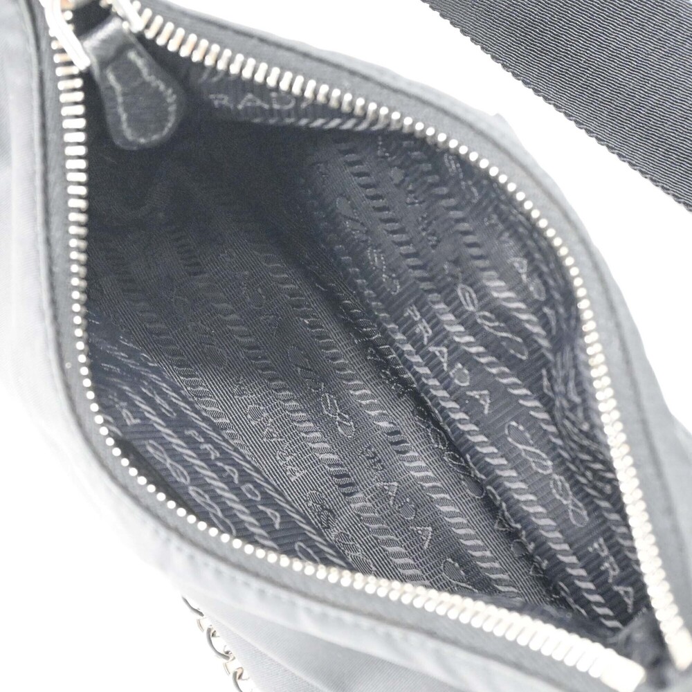 PRADA Bag - Picture 8 of 16